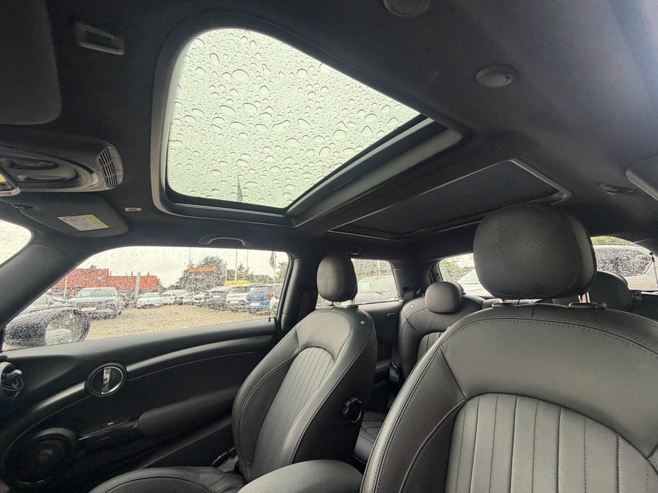 MINI Cooper SE Maximise 3d