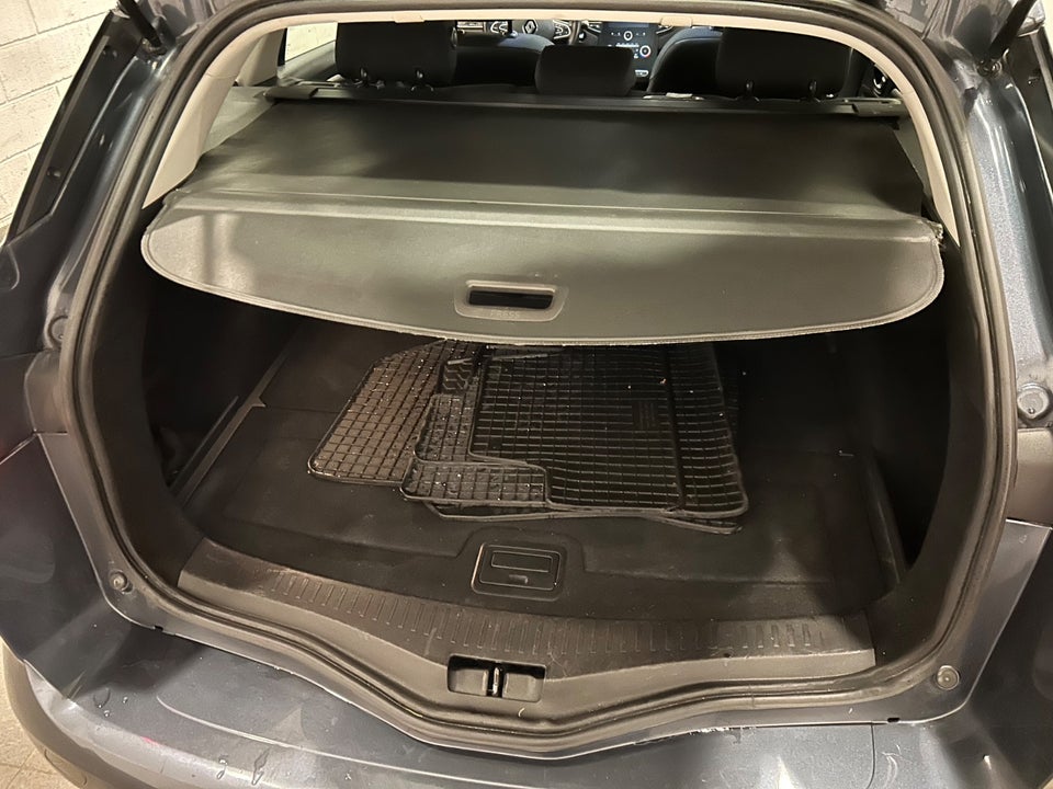 Renault Megane IV 1,5 dCi 110 Intens Sport Tourer EDC 5d