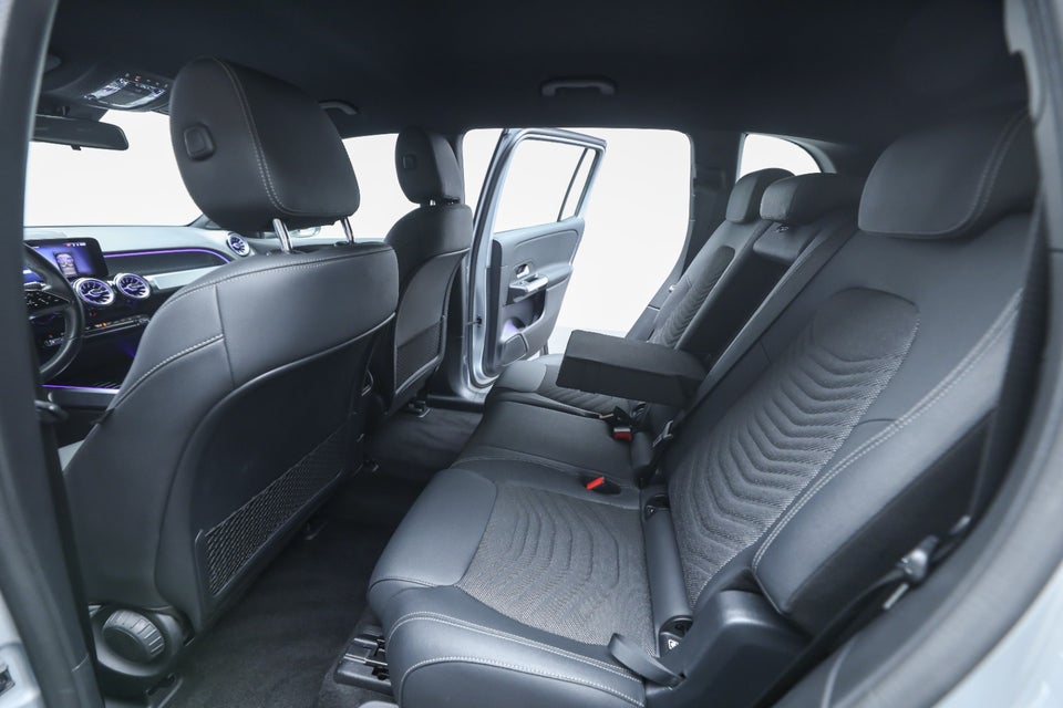 Mercedes EQB250+ Progressive 5d