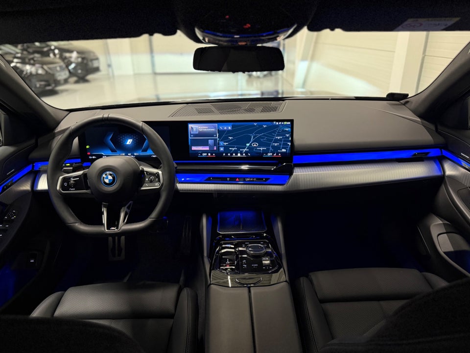 BMW i5 eDrive40 M-Sport 4d