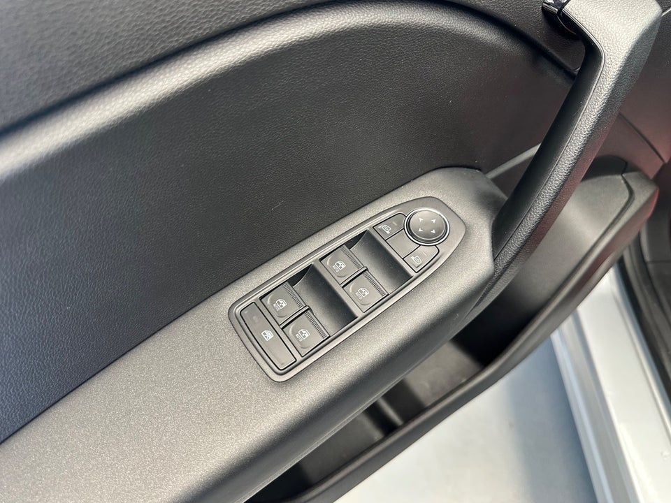 Renault Captur 1,6 E-Tech Zen 5d