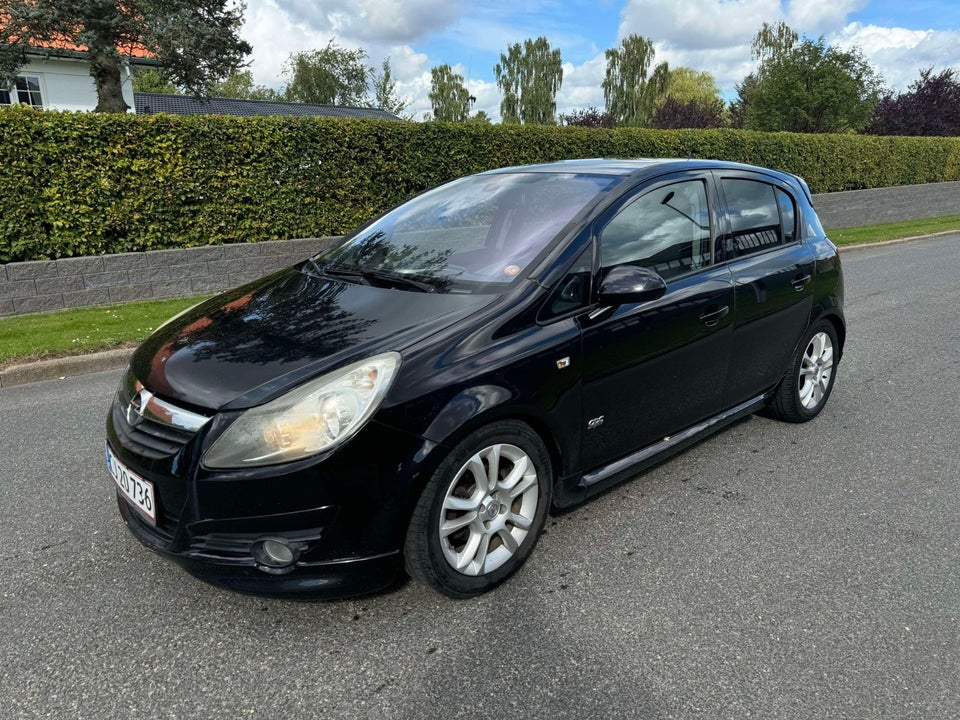 Opel Corsa 1,4 16V Cosmo 5d