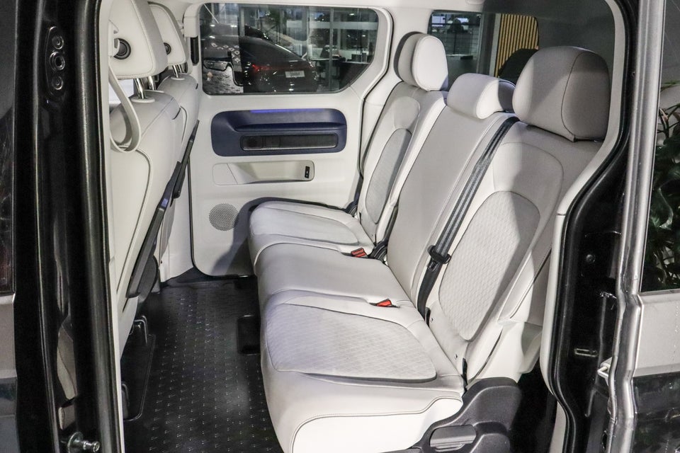 VW ID.Buzz 77 Style SWB 5d