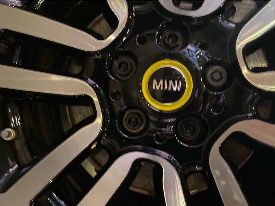 MINI Cooper SE Yours Trim 3d