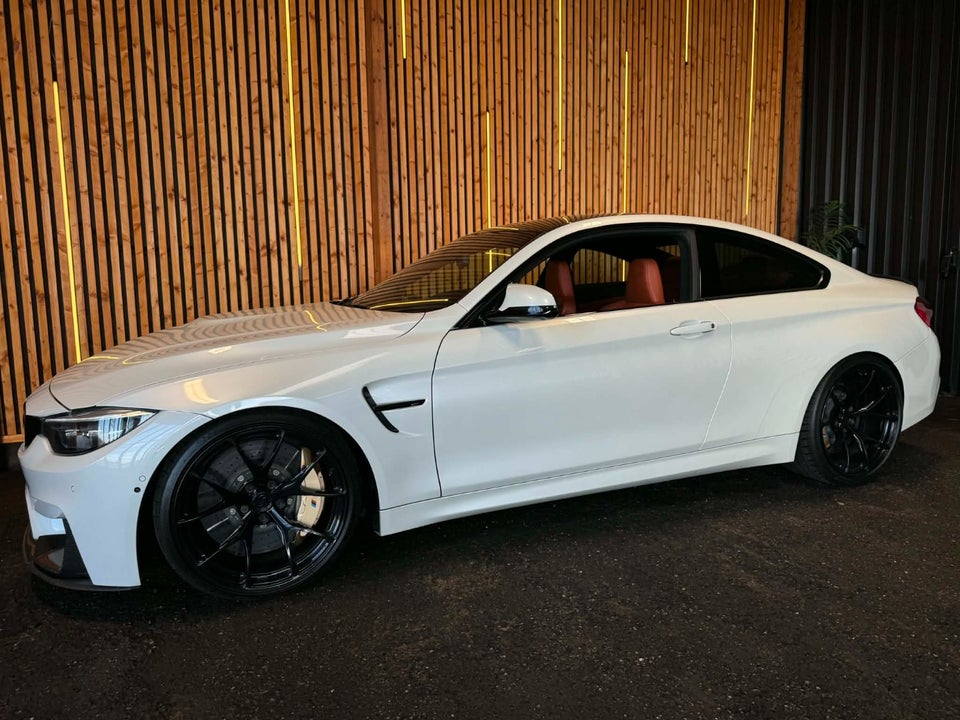 BMW M4 3,0 Coupé Competition aut. 2d
