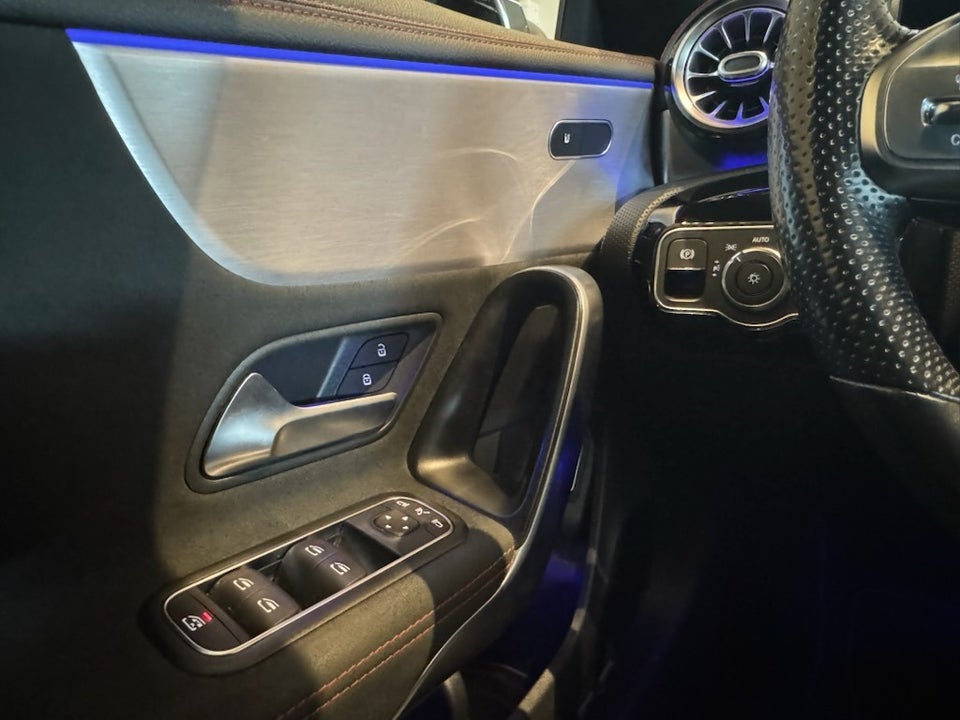 Mercedes CLA220 2,0 AMG Line Coupé aut. 4Matic 4d