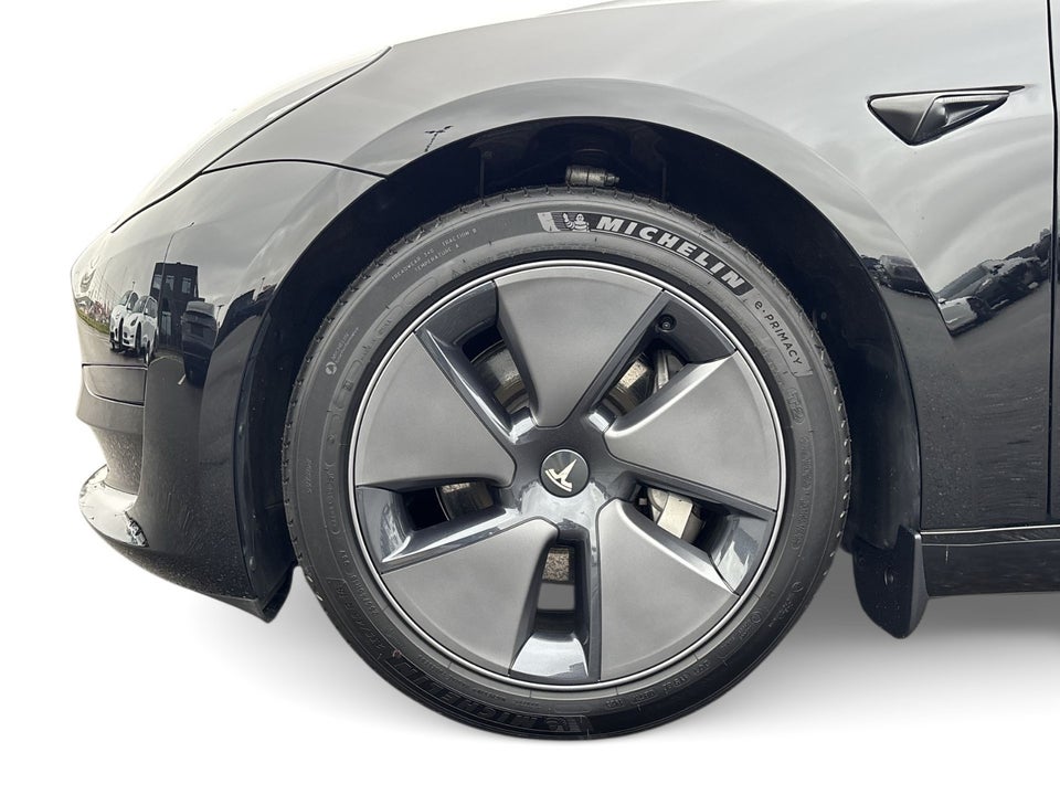 Tesla Model 3 RWD 4d