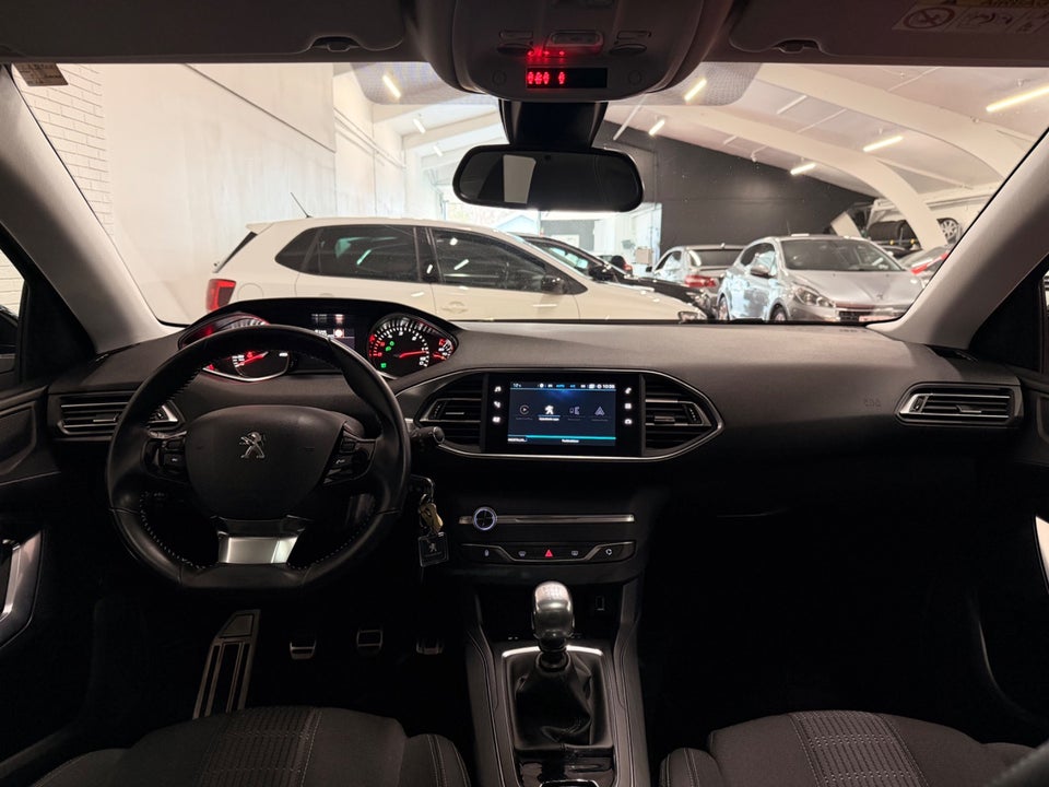 Peugeot 308 1,6 BlueHDi 120 Edition+ 5d