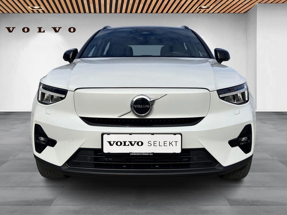 Volvo XC40 ReCharge Twin Plus 5d