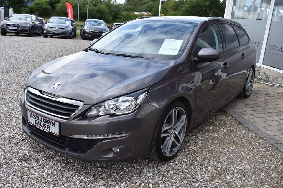 Peugeot 308 1,6 BlueHDi 120 Style SW 5d