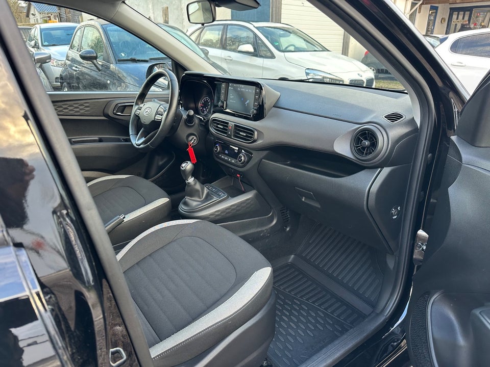 Hyundai i10 1,0 MPi Essential Komfort 5d