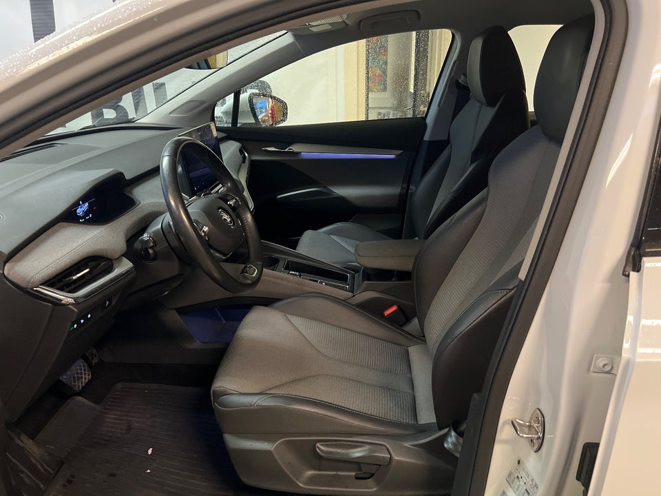 Skoda Enyaq 60 iV Loft 5d