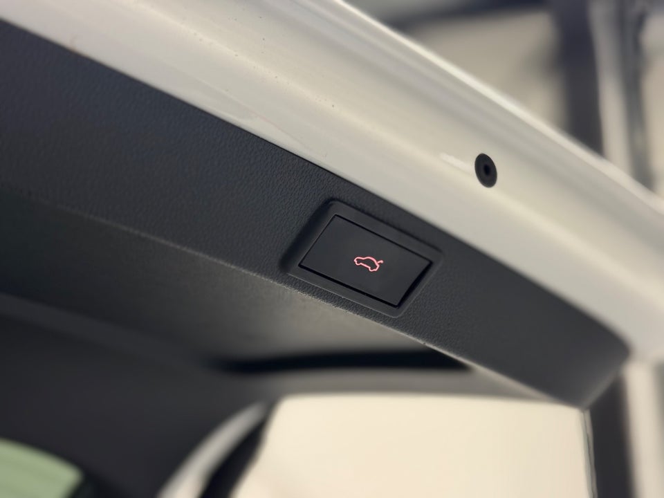 Skoda Octavia 2,0 TDi 150 Ambition Combi DSG 5d