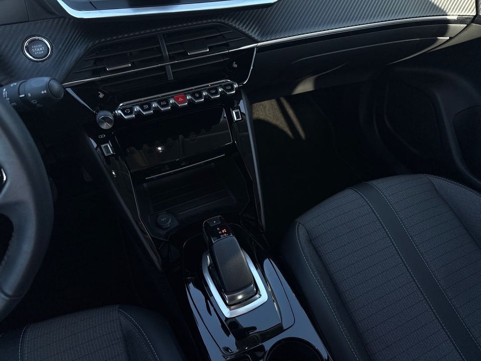 Peugeot e-2008 50 Allure 5d