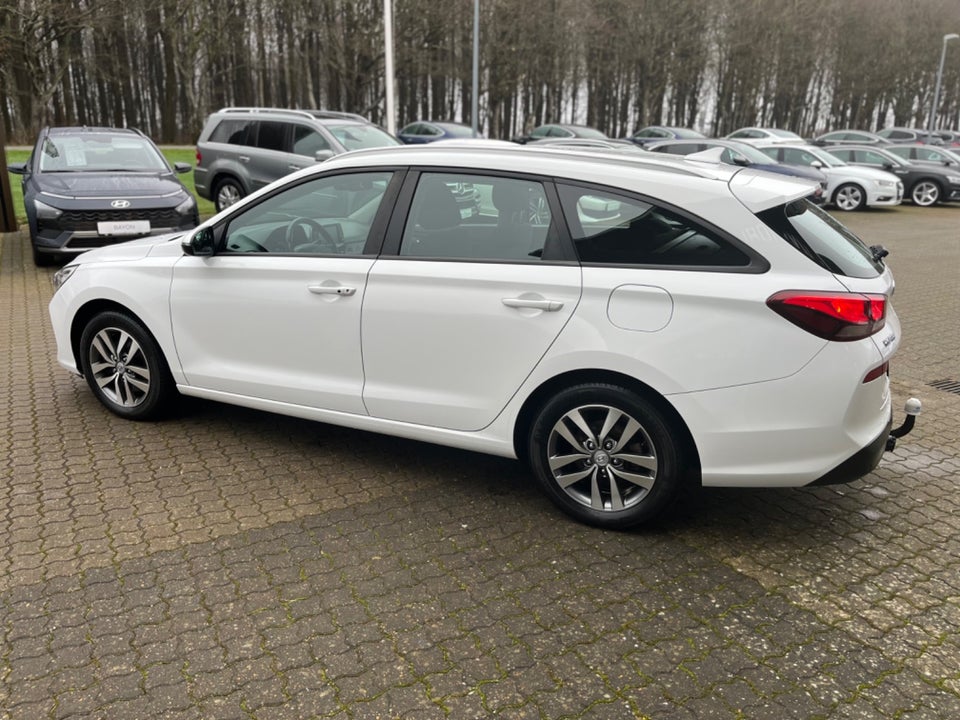 Hyundai i30 1,4 T-GDi Trend stc. DCT 5d