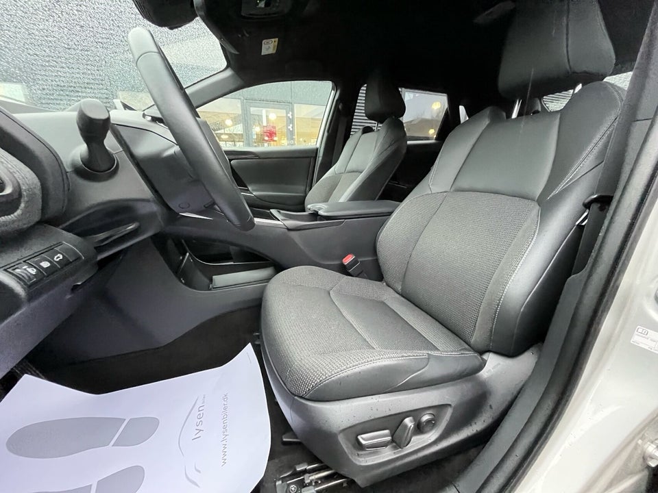 Toyota bZ4X Active 5d