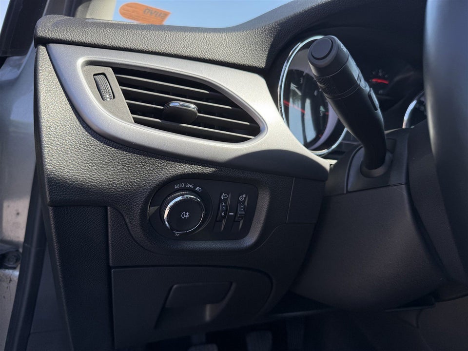 Opel Astra 1,6 CDTi 136 Enjoy Sports Tourer 5d