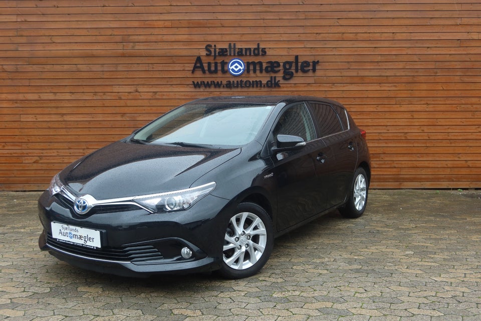 Toyota Auris 1,8 Hybrid H2 Comfort CVT 5d