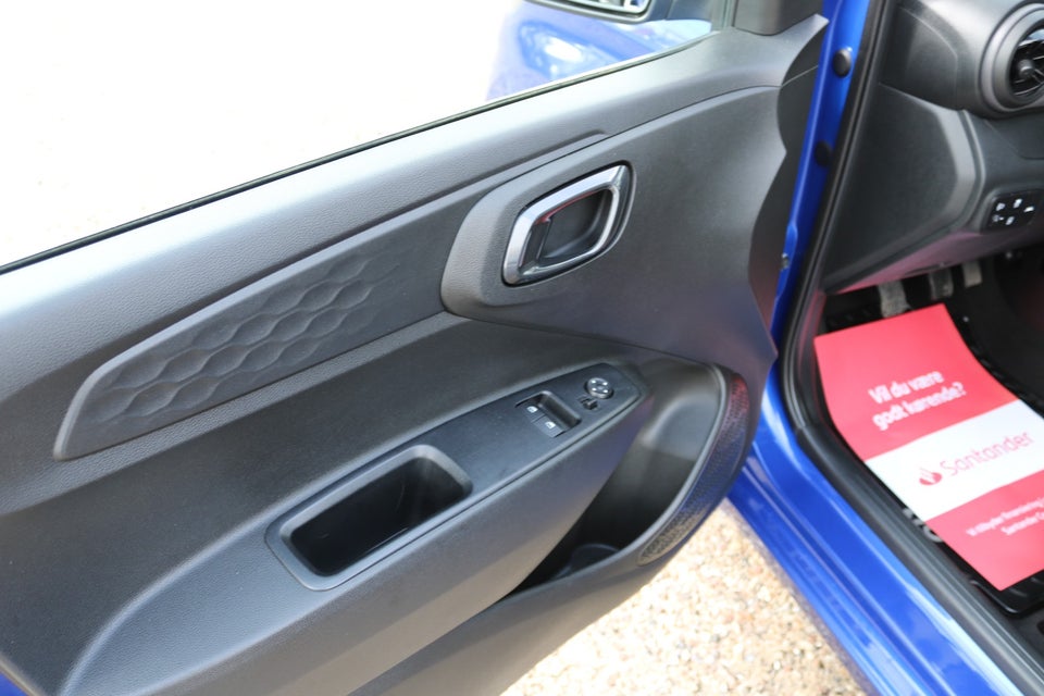 Hyundai i10 1,0 MPi Essential 5d