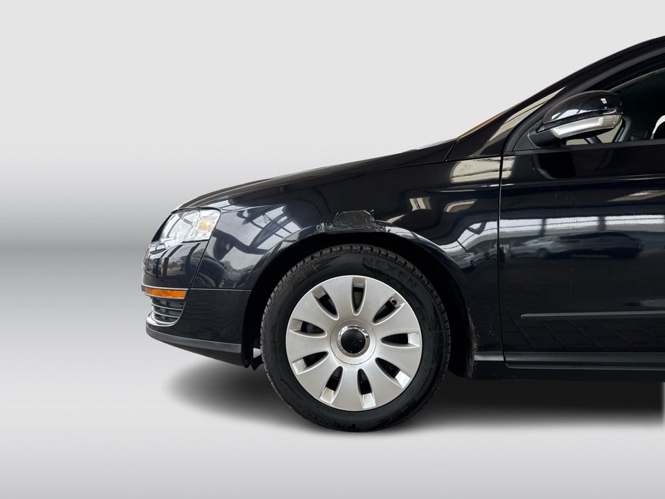 VW Passat 2,0 FSi Comfortline 4d
