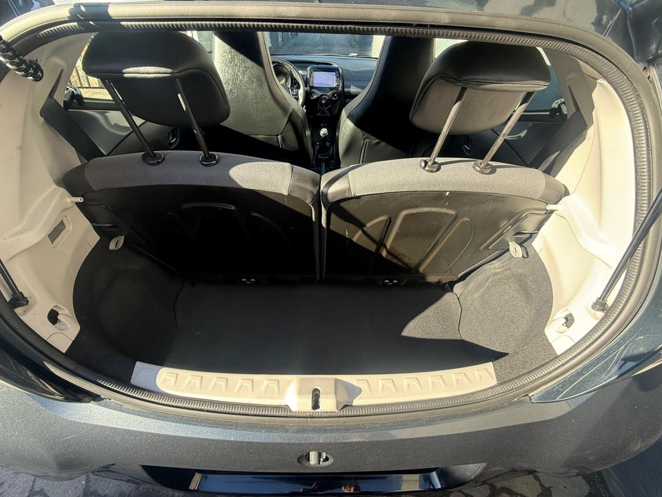 Toyota Aygo 1,0 VVT-i x-wave Sky 5d