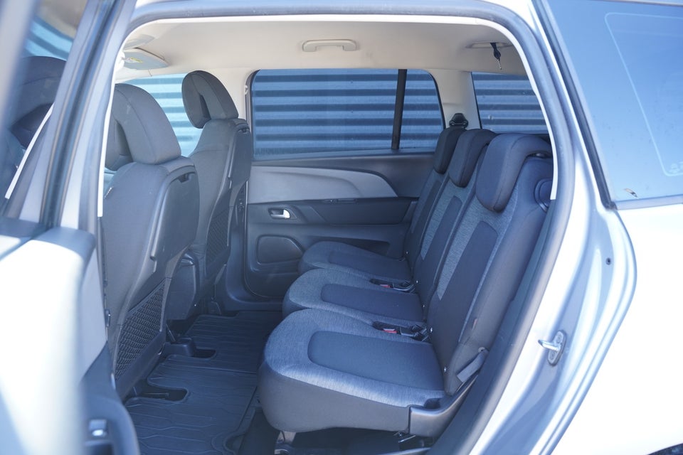 Citroën Grand C4 SpaceTourer 1,5 BlueHDi 130 Shine 7prs 5d