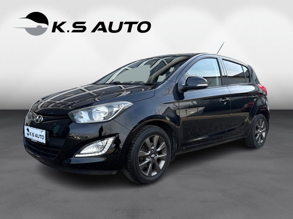Hyundai i20 1,25 Classic XTR+ 5d