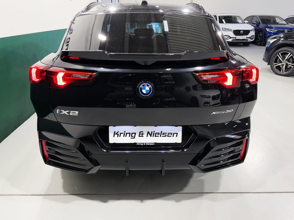 BMW iX2 xDrive30 M-Sport 5d