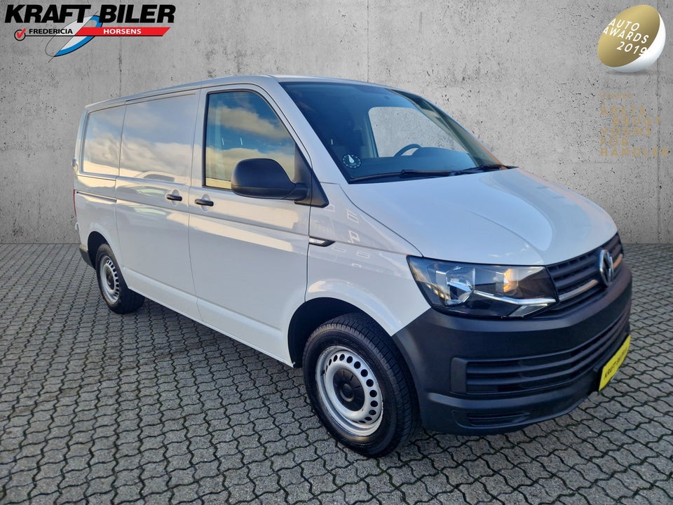 VW Transporter 2,0 TDi 114 Kassevogn kort BMT