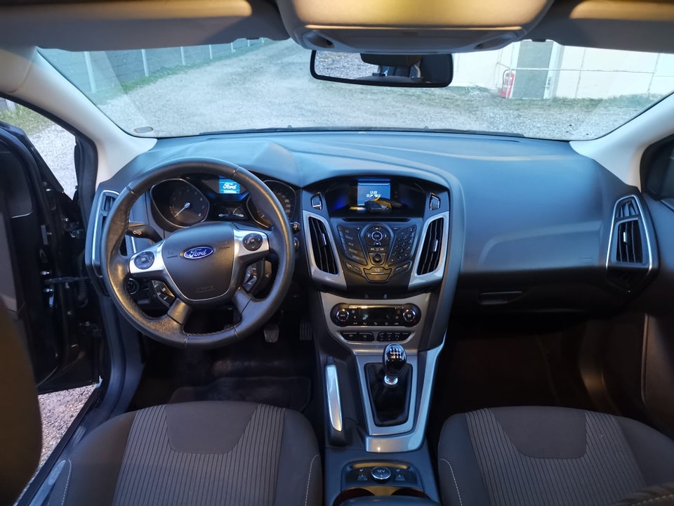 Ford Focus 1,0 SCTi 125 Titanium stc. ECO 5d