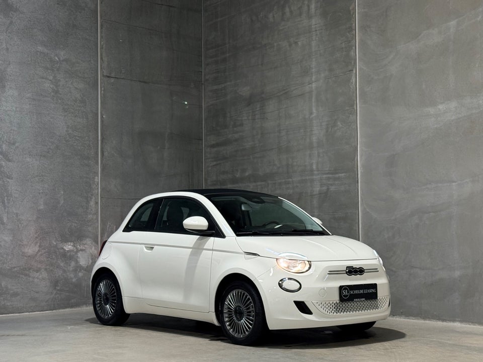 Fiat 500e 42 Icon Cabrio 2d