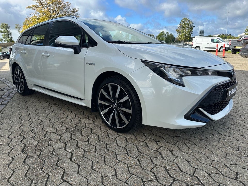 Toyota Corolla 2,0 Hybrid H3 Smart Touring Sports MDS 5d