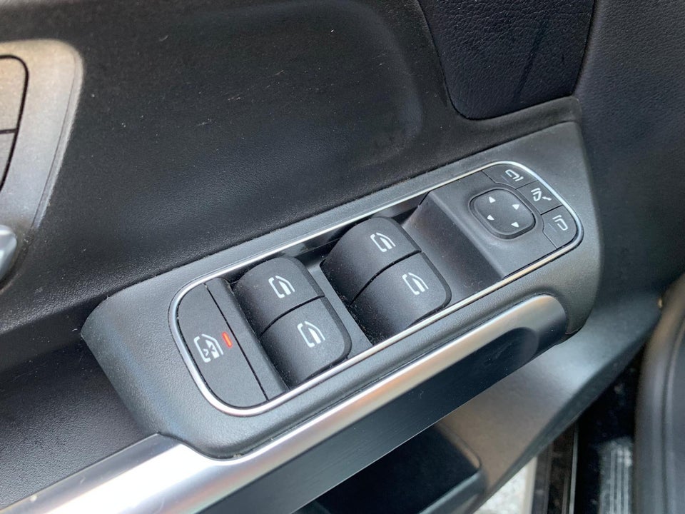 Mercedes GLB200 1,3 Progressive aut. 5d