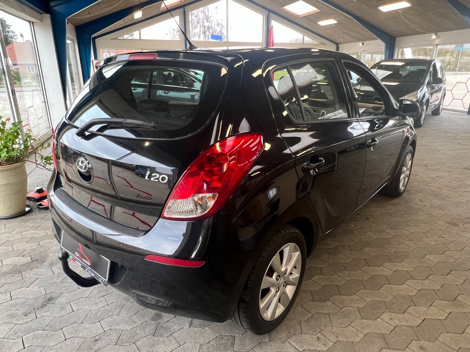 Hyundai i20 1,25 Life+ 5d
