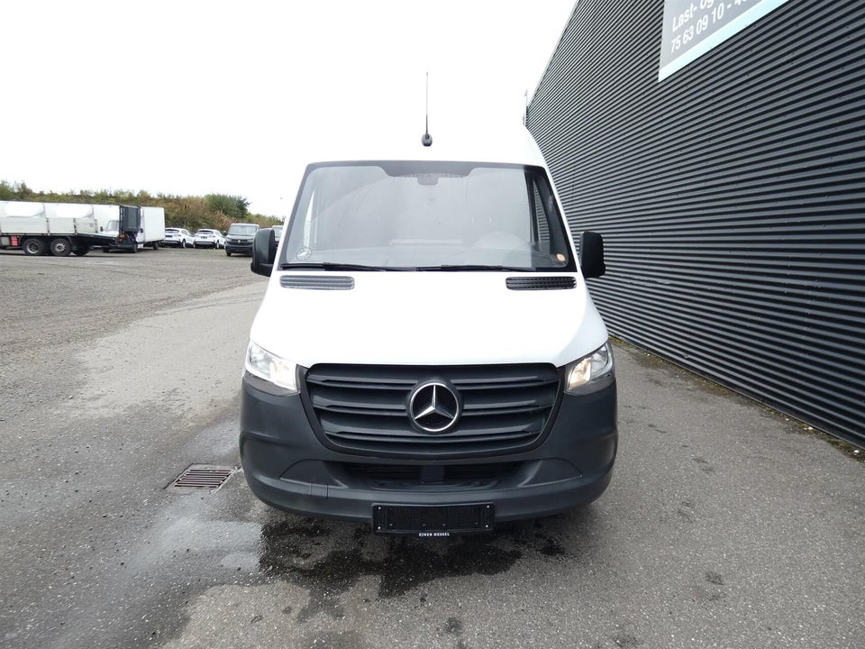 Mercedes Sprinter 316 2,2 CDi A2 Kassevogn RWD