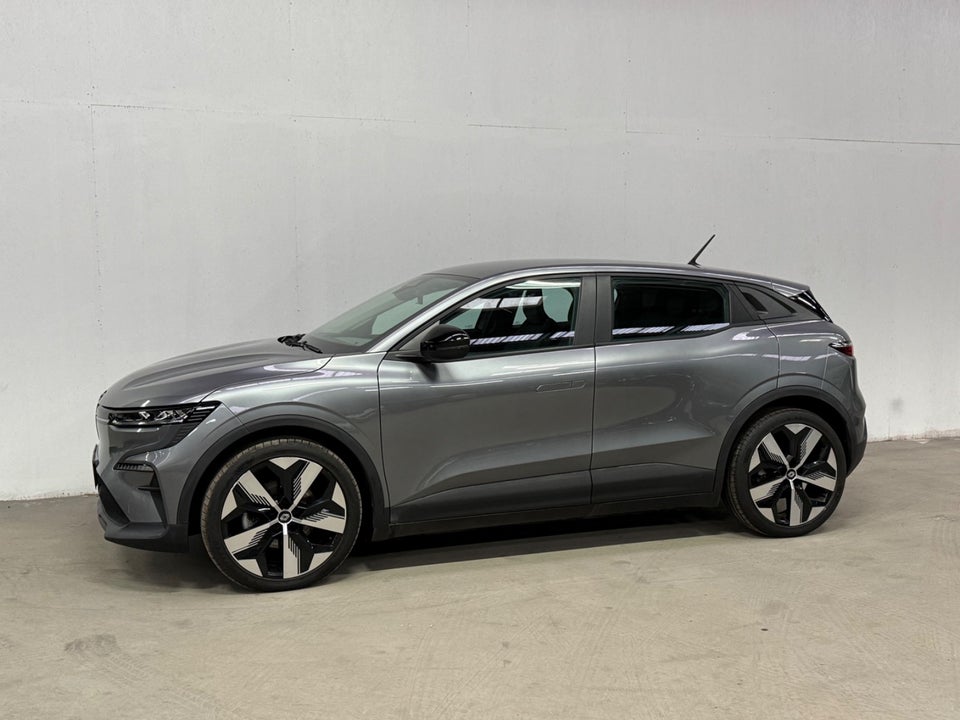 Renault Megane E-Tech 60 Equilibre 5d