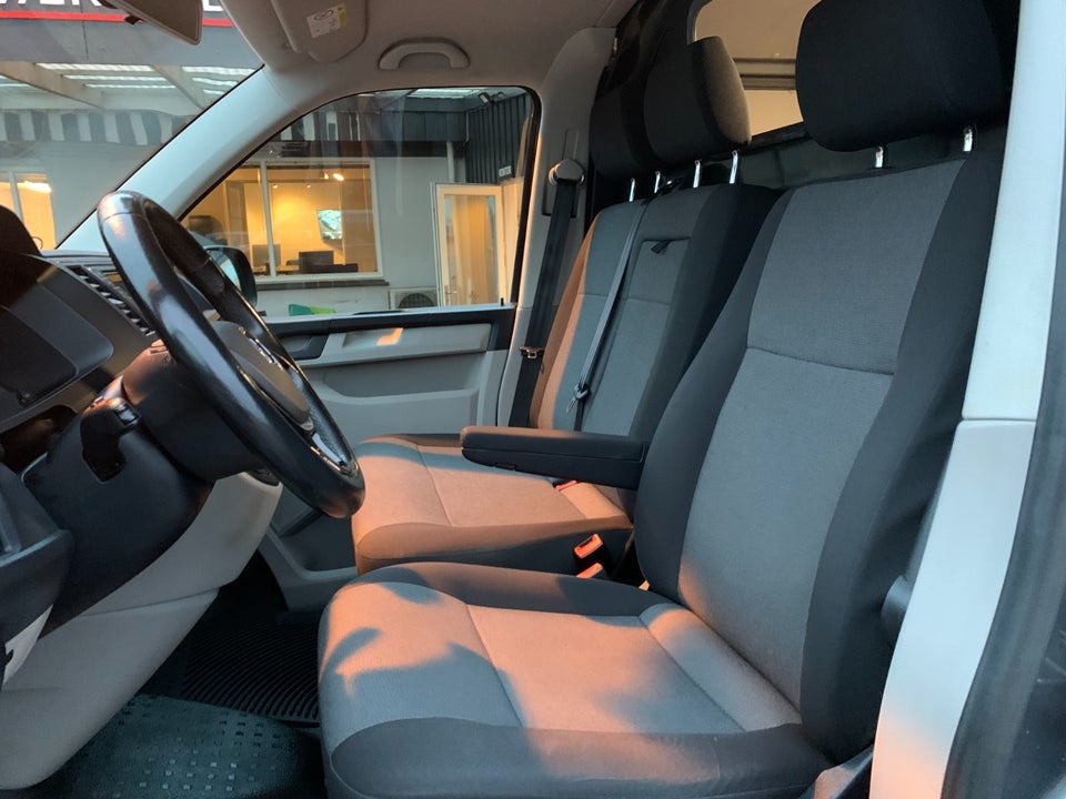 VW Transporter 2,0 TDi 140 Kombi lang DSG