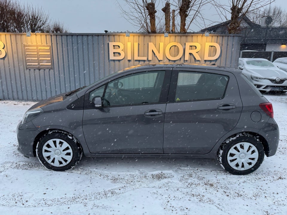 Toyota Yaris 1,0 VVT-i T2 Touch 5d