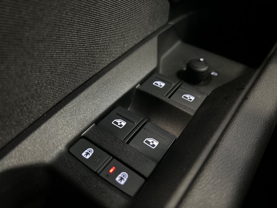 Audi Q4 e-tron 40  5d