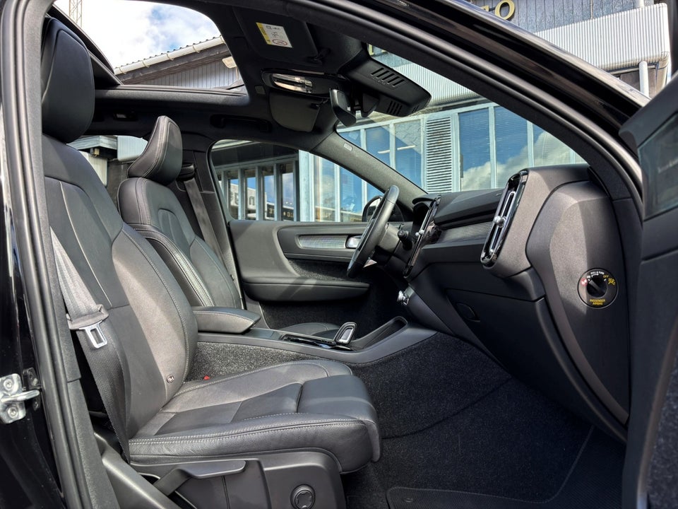 Volvo XC40 P8 ReCharge Twin R-Design 5d