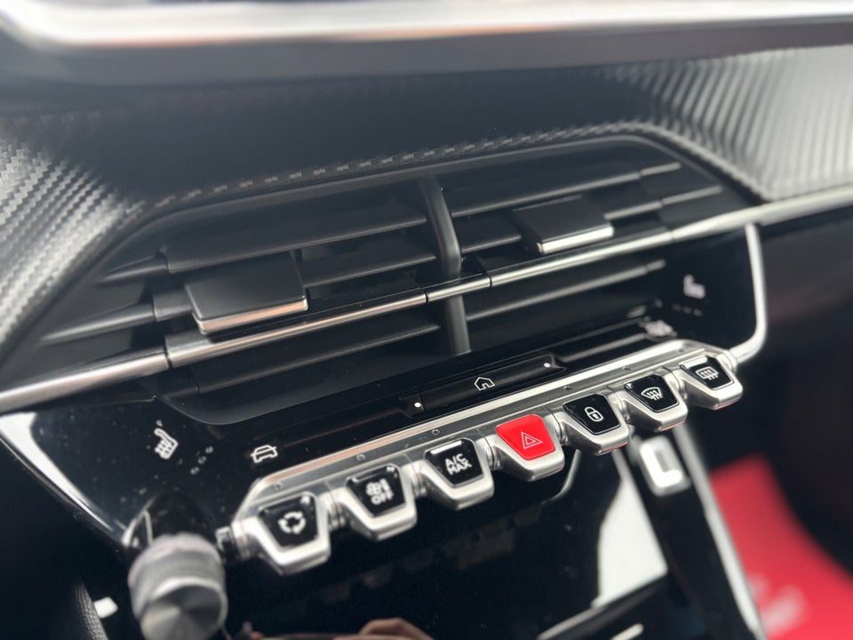 Peugeot 2008 1,2 PureTech 130 Allure EAT8 5d