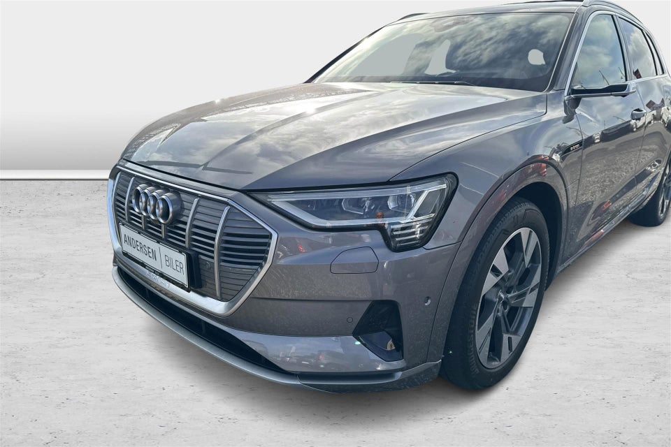 Audi e-tron 55 S-line quattro 5d