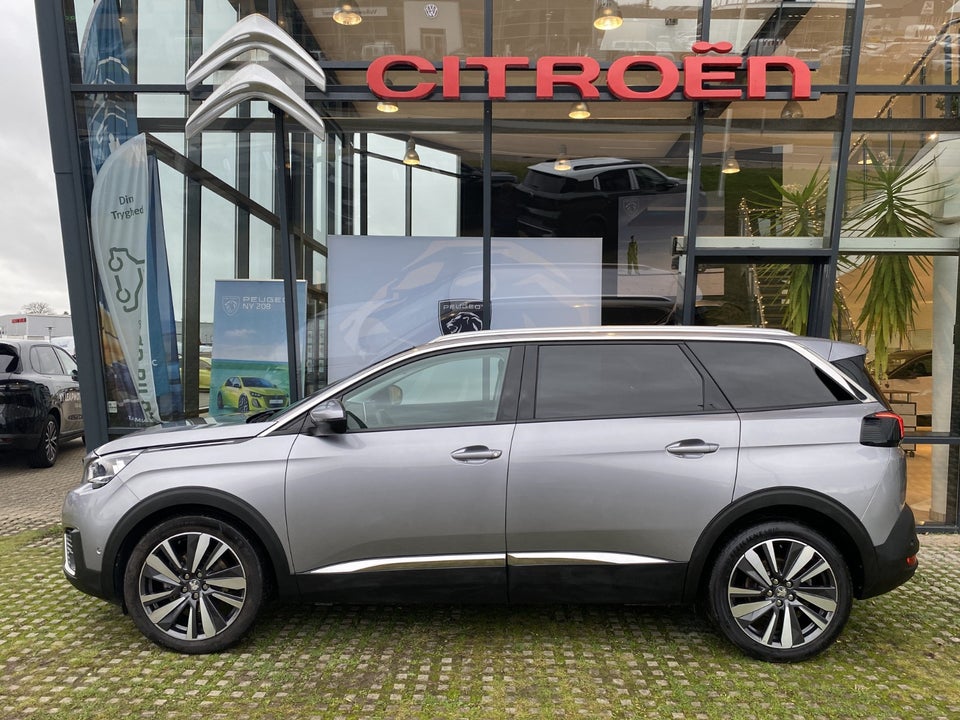 Peugeot 5008 1,2 PureTech 130 Limited 7prs 5d