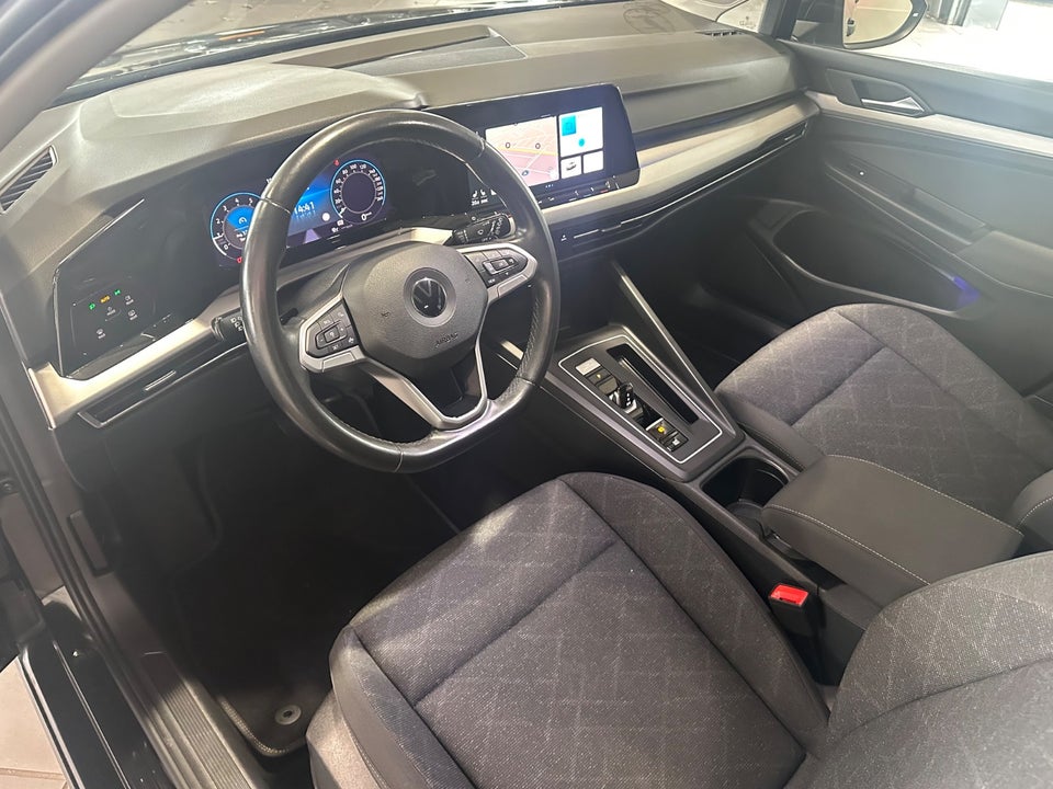 VW Golf VIII 1,5 eTSi 130 Life Variant DSG Van 5d