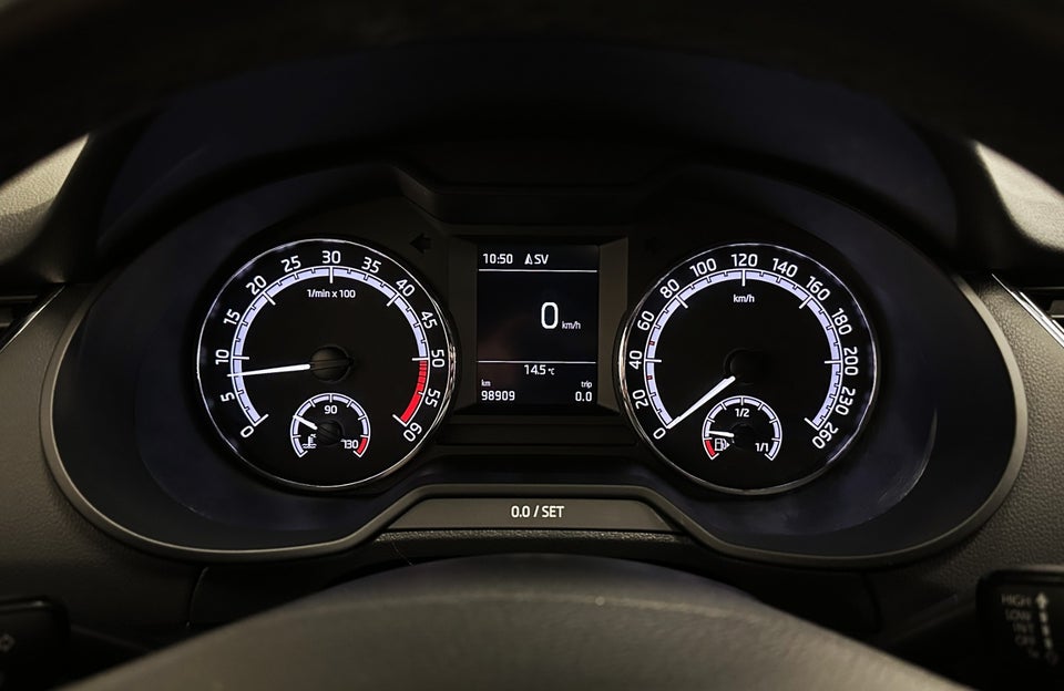Skoda Octavia 2,0 TDi 150 Dynamic 5d