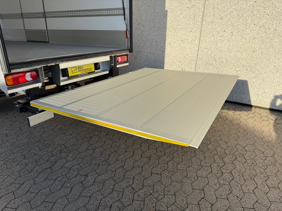 Fiat Ducato 35 Maxi 2,2 MJT 180 Chassis L3 Pro+ aut.