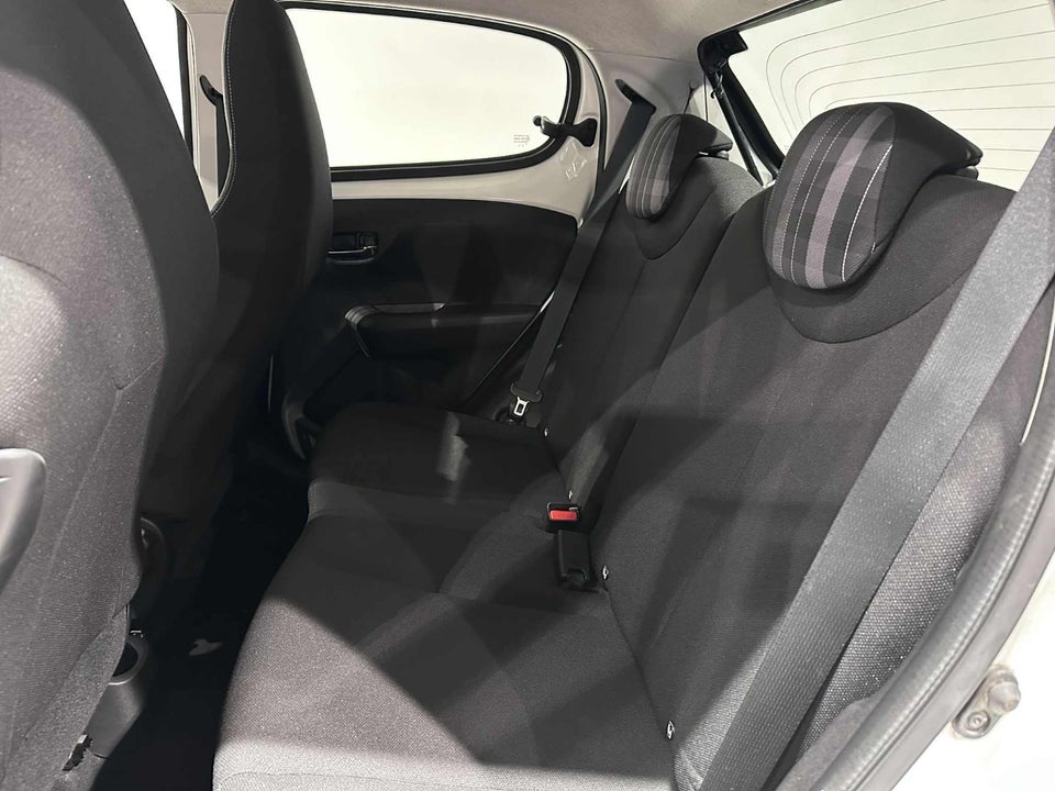 Peugeot 108 1,0 e-VTi 72 Allure+ 5d