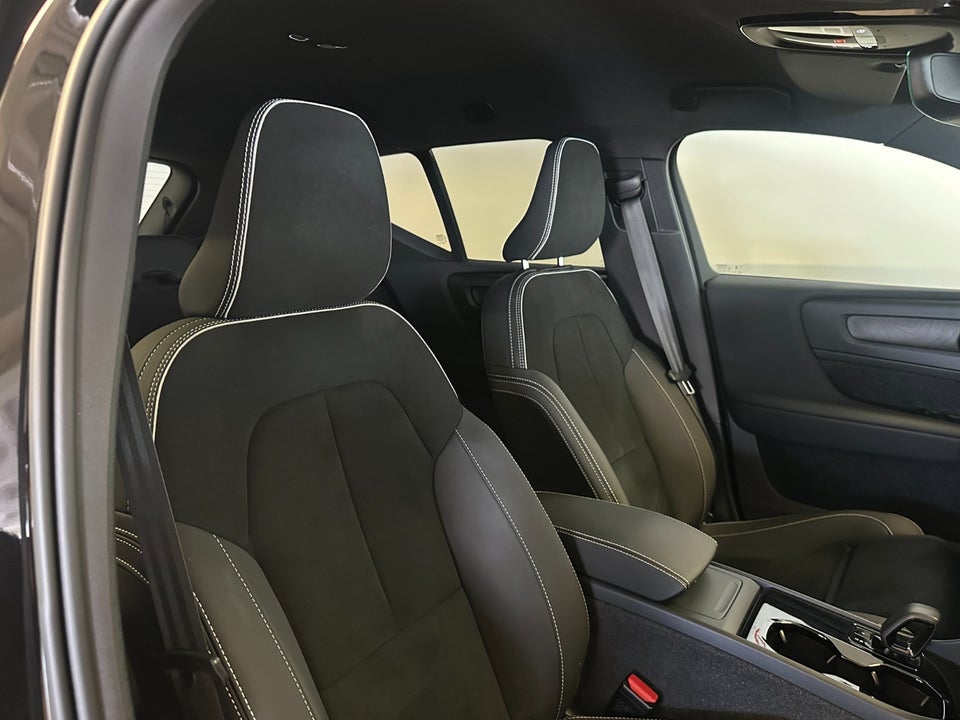 Volvo XC40 P6 ReCharge Plus 5d