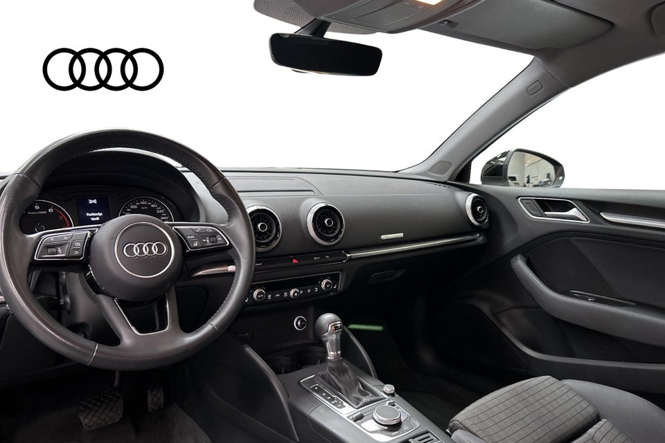 Audi A3 35 TFSi Sport Limited S-tr. 4d