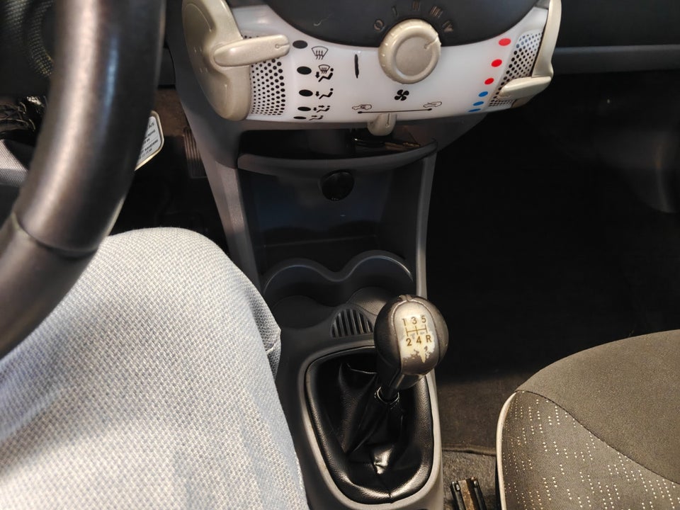Peugeot 107 1,0 Cool 5d